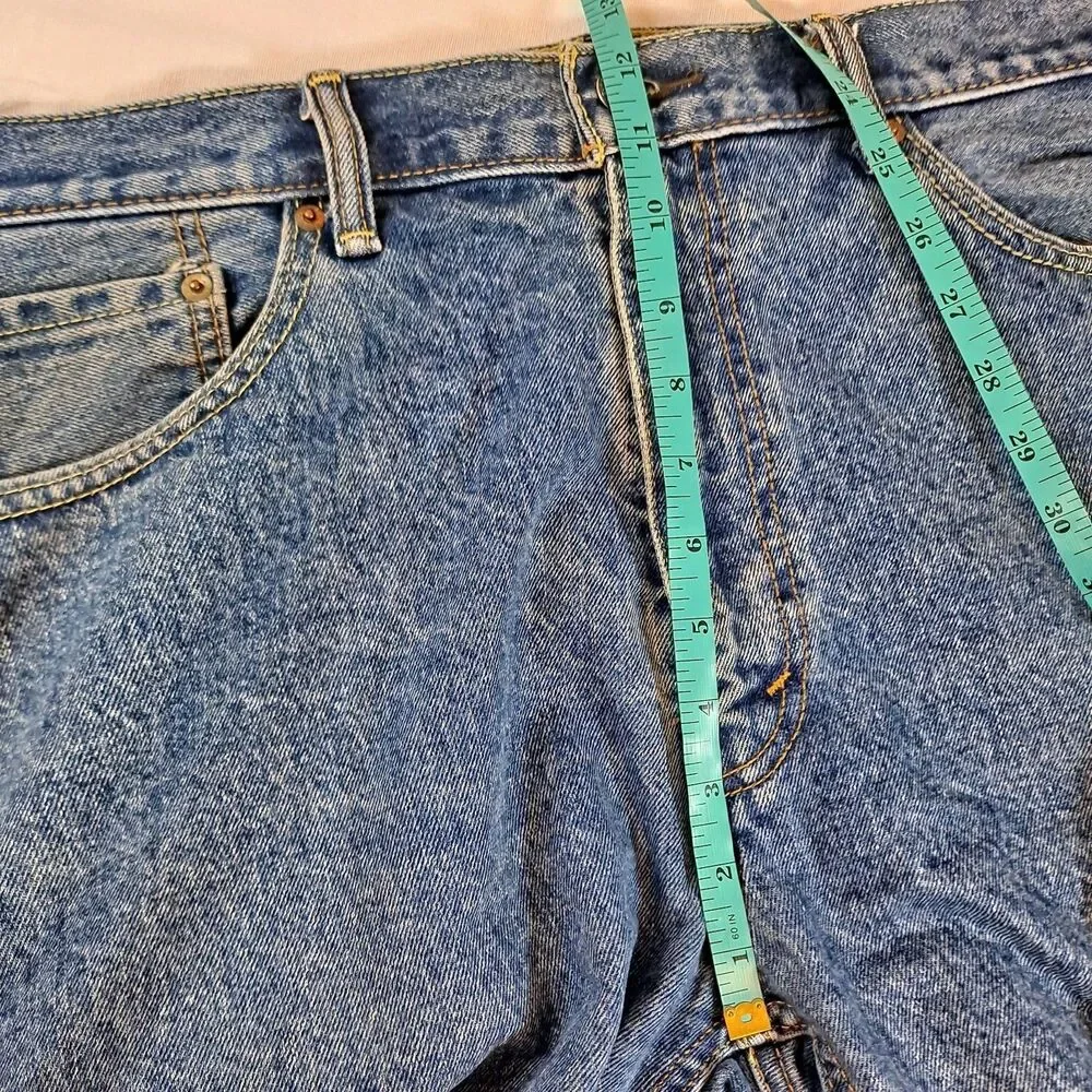 Levi's Men's 505 Jeans Size 38 x 30 Straight Medium Wash 100% Cotton
